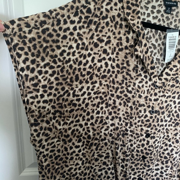 Light Leopard button up with tie front - Torrid 3X - Picture 4 of 5